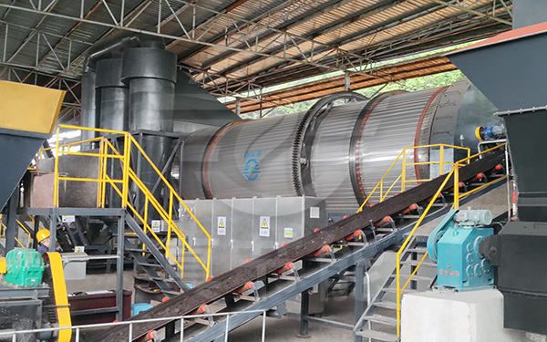 酒糟烘干機運行現(xiàn)場 酒糟烘干機運行現(xiàn)場